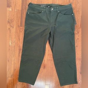 Green Lululemon athletics pants